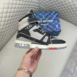 Picture of Louis Vuitton Shoes _SKUSZ38-44051613344